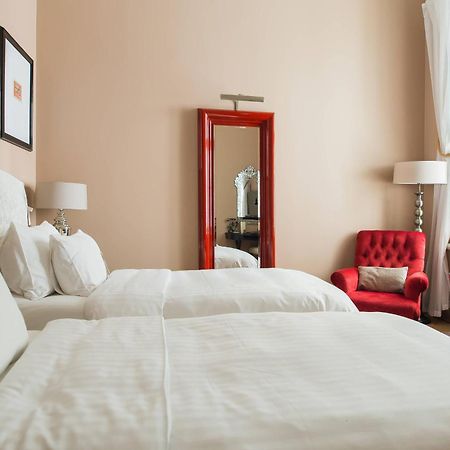 Hotel Telegraaf, Autograph Collection Tallinn Luaran gambar A room at the hotel