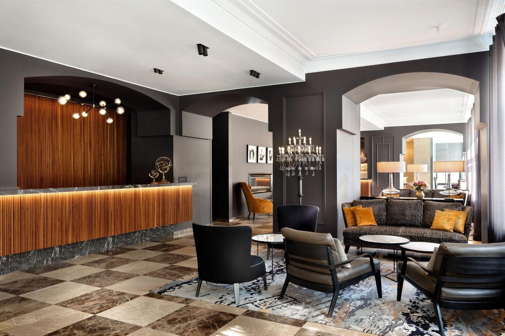 Hotel Telegraaf, Autograph Collection Tallinn Luaran gambar The lobby of the hotel