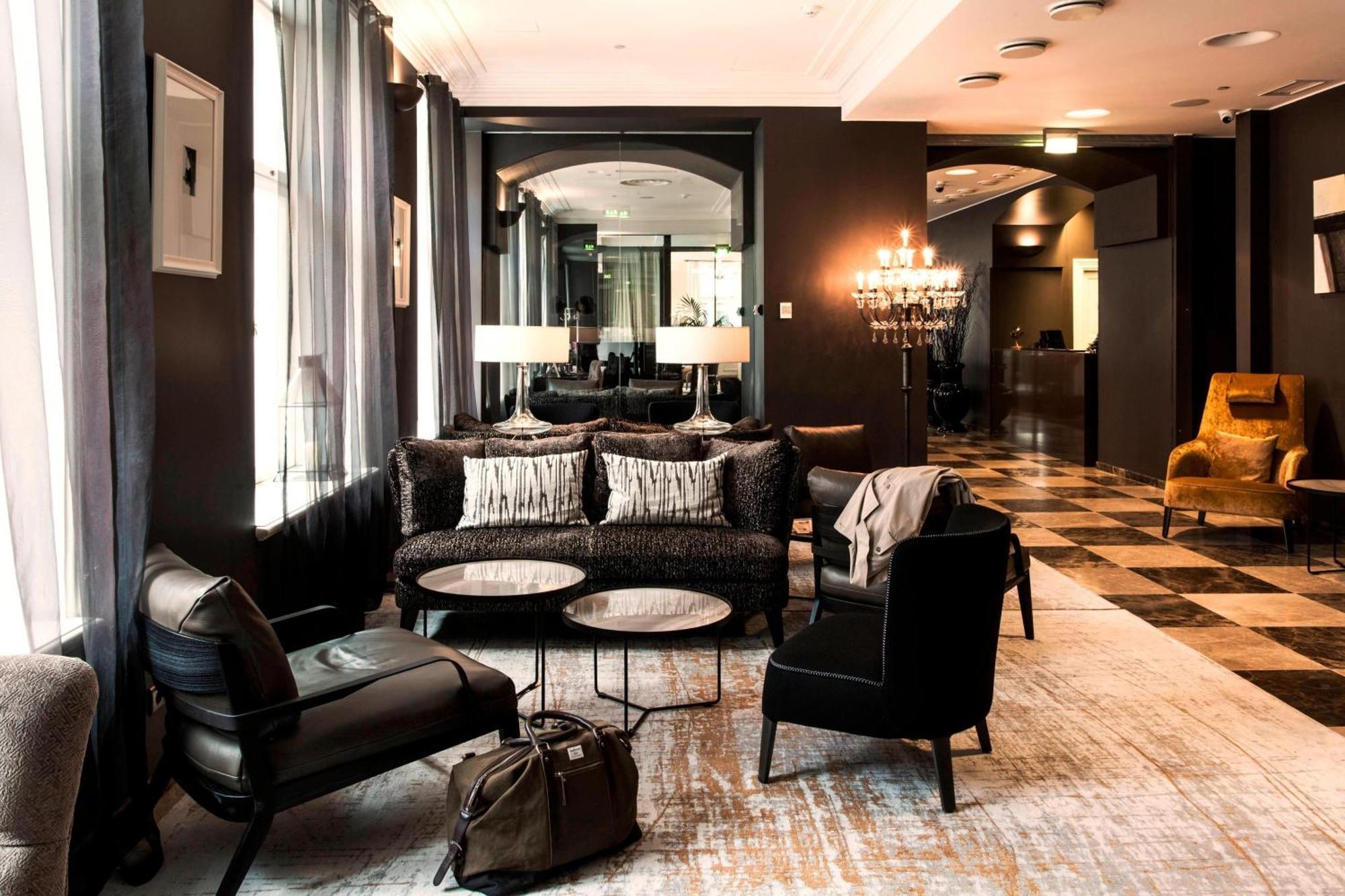Hotel Telegraaf, Autograph Collection Tallinn Luaran gambar The hotel's lobby
