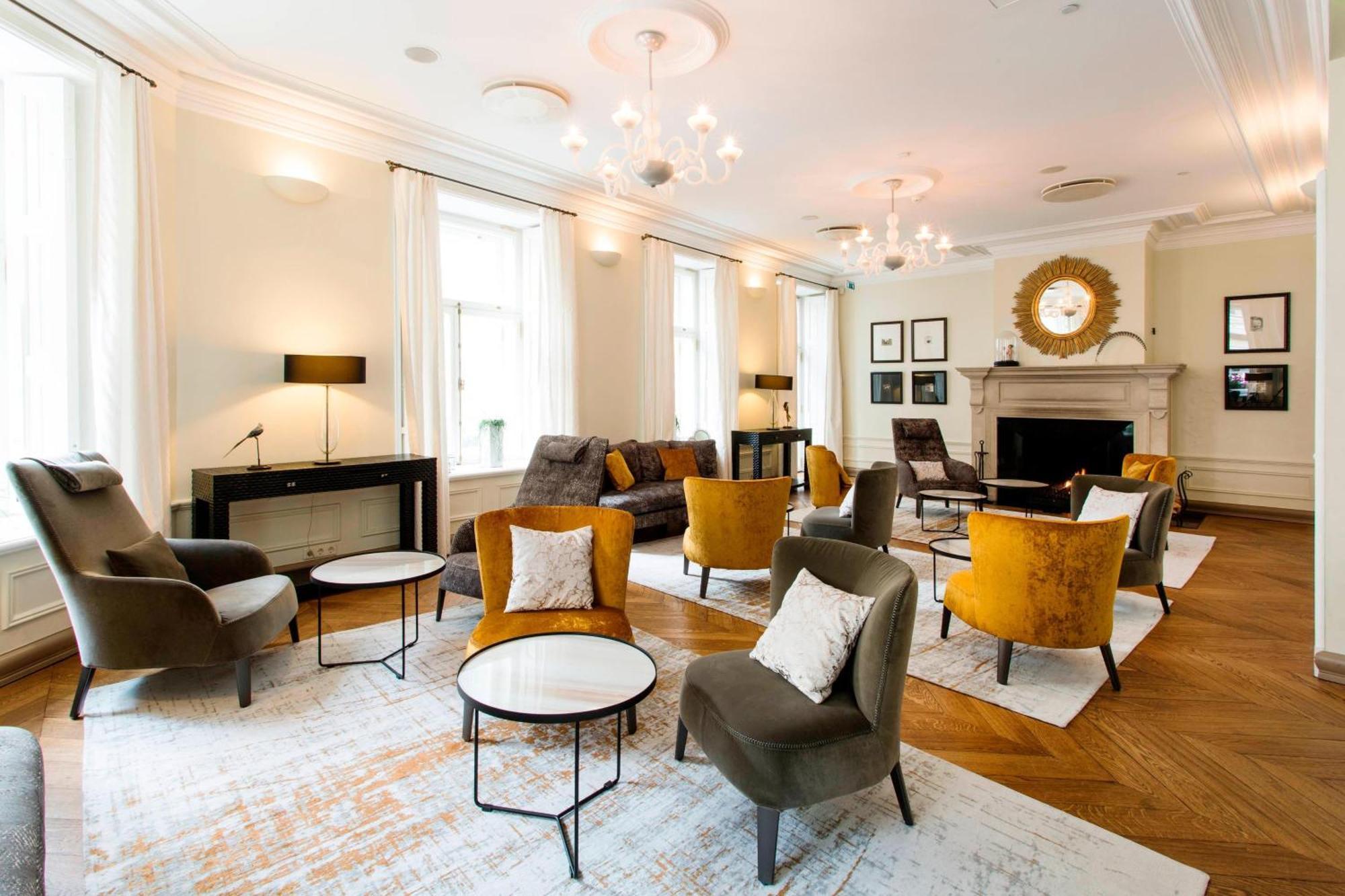 Hotel Telegraaf, Autograph Collection Tallinn Luaran gambar The Drawing Room at the Royal College of Psychiatrists